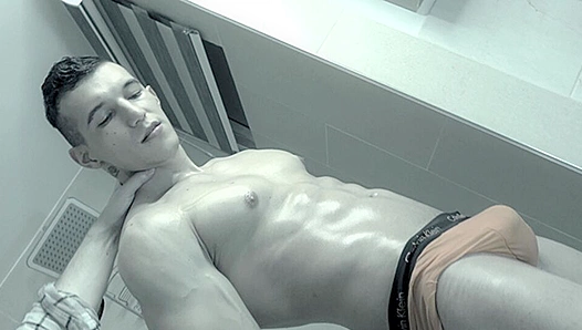 Steamy Latin Passion: Hot Colombians Heat Up the Night – EastBoys 18+