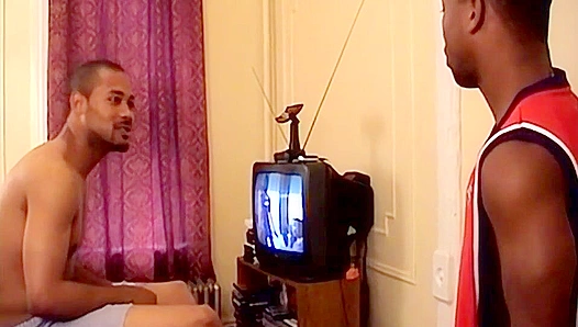 Shorty J Gets Fully Claimed by His Hung Best Friend – BonusHunks