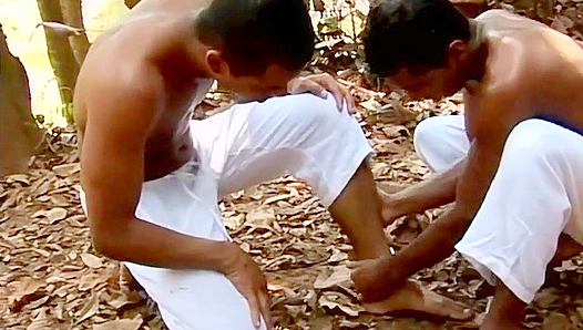 Steaming Passion: Two Latino Twinks Swap Deepthroats in the Wild – LollipopTwinks 18+