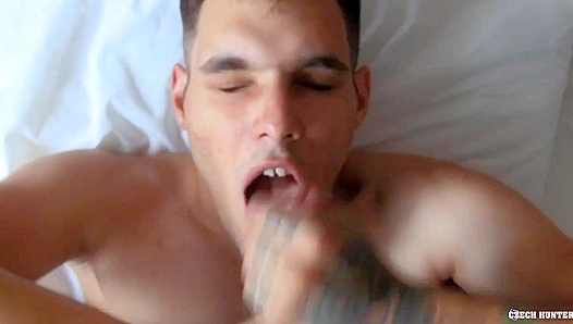 Czech Cutie Bares Ass for Rough Anal Then Gags on Cream – Hot European Fuck Fest