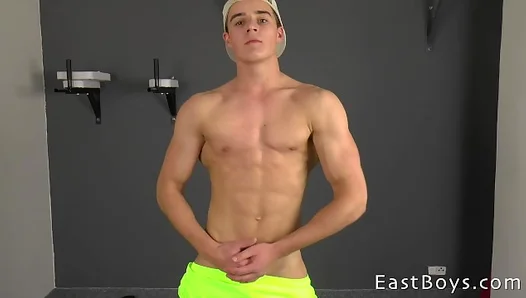 Sweat-Drenched Muscle Teens Steamy Solo Strip Routine – GayFitnessCast 18+