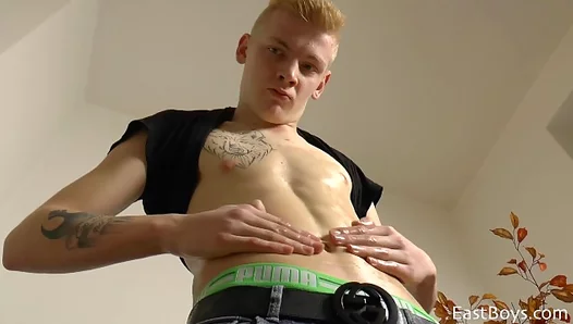 Hard Young Studs Steamy Solo Session – Teen DreamBoys 18+
