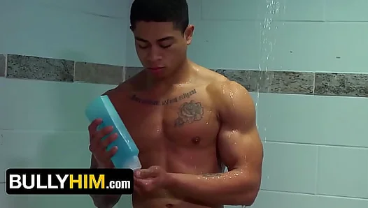 Geek Meets Jock Under the Shower — Rough Anal Claims This Twink – 18+