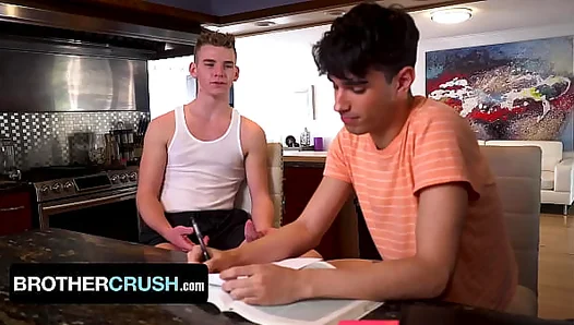 Twinks Face Off: Whos Rocking the Longest Load? Epic Size Showdown – HotTaboos 18+