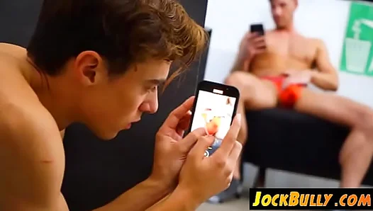 Caught Filming Hard Gains: Secret Fetish for Ripped Gym Cocks – 18+