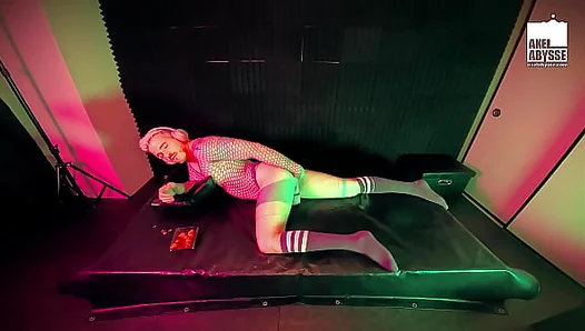 Sweet Strawberry Thrills: Axel Takes It Deep Rough – GayPornXXX 18+
