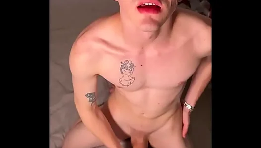 Stroking Pure Pleasure: Smooth Toys Hot Gay Action – NaughtyGayFun 18+