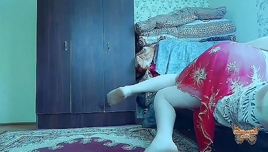 Adorable Femboy Struts in Oversized Sunhat, Teasing Under Hot Summer Sun – NaughtyTears