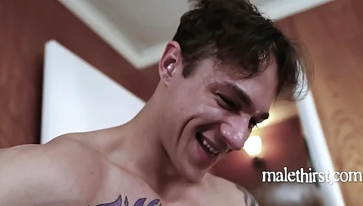 Twink Seizes Control: Steamy Chaos as Passion Ignites – GayPornX 18+