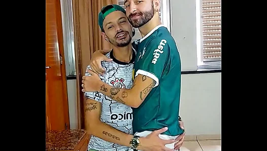 Screwing My Straight Teammates Tight Hole Post-Workout – Palmeiras Threeway Action