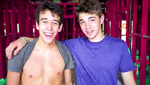 Cute Twink Gets Paid for Hot, Steaming Escort Fun – GayXXX 18+