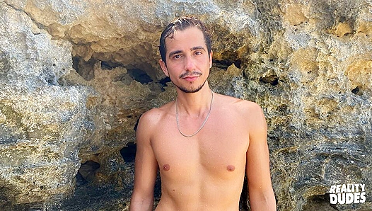 Marco Lucca Goes Wild: Hot Beach Fuck Under the Sunlight – RealityDudes