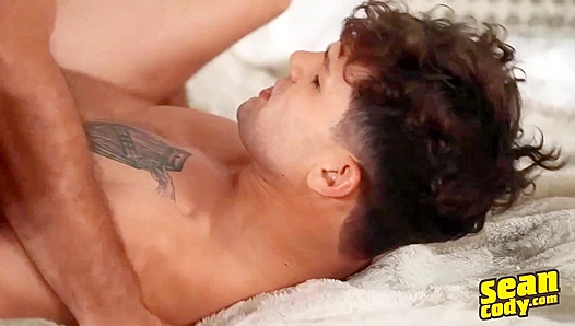 Passionate Deep Connection: Bruno Meets Levi in Steamy Missionary Encounter – SeanCody
