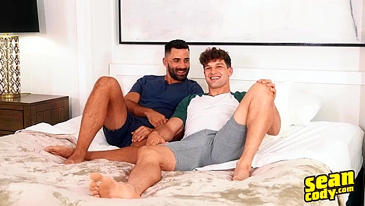 Passionate Deep Connection: Bruno Meets Levi in Steamy Missionary Encounter – SeanCody