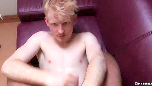 Spunky Gym Rats Collide: Fiery Ginger Gets Loaded Face After Intense Anal – XXX Gay