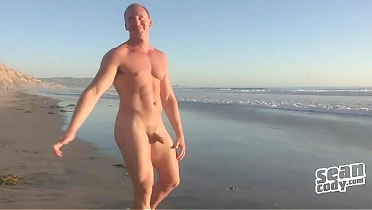 Brodericks Naughty Self-Pleasure Journey: Soaring to Orgasmic Heights – SeanCody