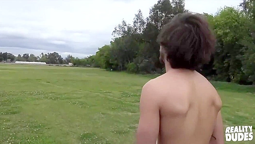 Hard-Riding Hotshot Takes It Raw: Texas Heat Ignites Passion – GayAmateurX 18+