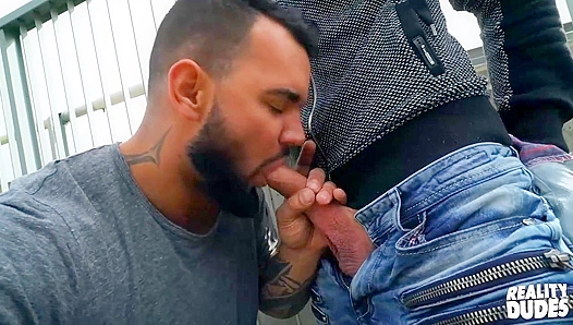 Jerome Marty Goes Wild: Hot Outdoor Encounter by the Roadside – GayEuroHunks 18+