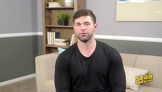Logans Hot Gym Session: Jerking Off After an Intense Workout – SeanCody