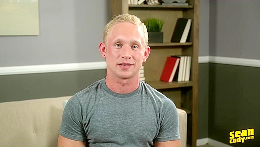 Jeremies Wild Ride: Blonde Beast Fists Himself Hard — SeanCodyX Exclusive