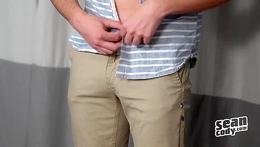 Pretty Boy Freddy Loses Control Fking Himself with a Massive Toy – 18+