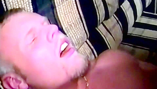 Chubby Hunks Heat Up Steam Room Action With Horny Young Twinks – BonusHunks 18+