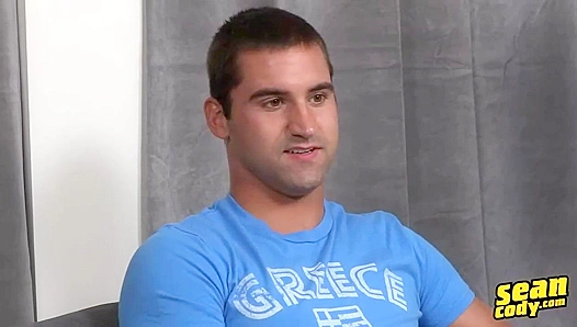 Hairy Hunk Gets Off: Sean Codys Hot Solo Cream Pie Explosion – SeanCody.net