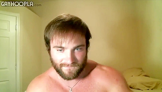 James, the Big Bearded Bear, Flexes His Massive Muscular Ass – Raw Gay Action