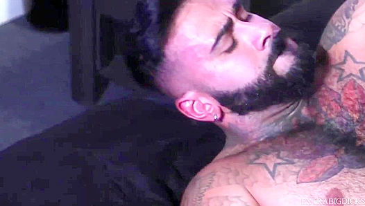Rikk York Riley Mitchell Go Wild — Hairy Men Embrace Giant cocks in Rough Anal Fun –